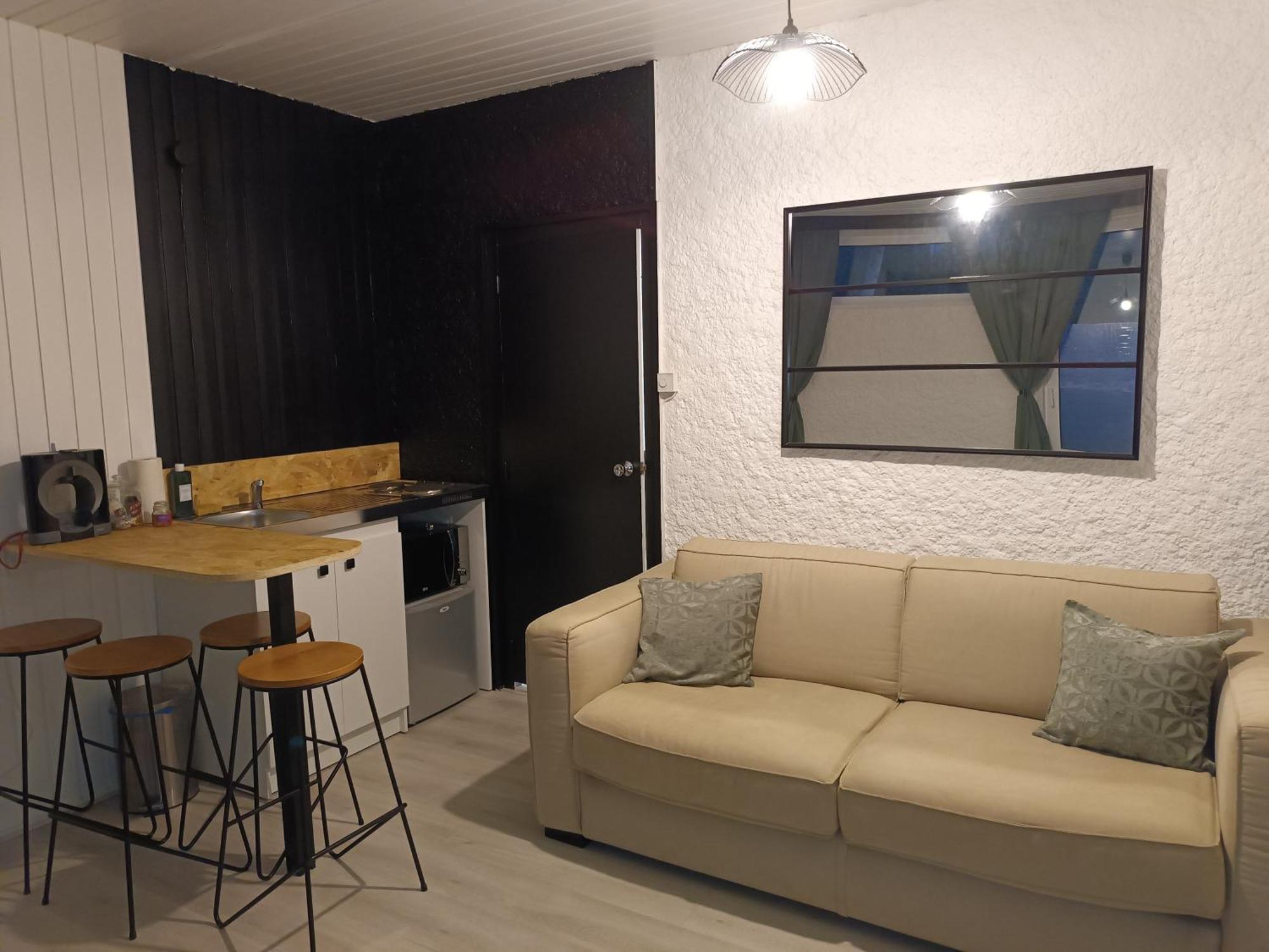 Le Bon Sejour, Studio A 2 Pas Du Futuroscope Chasseneuil-du-Poitou Esterno foto